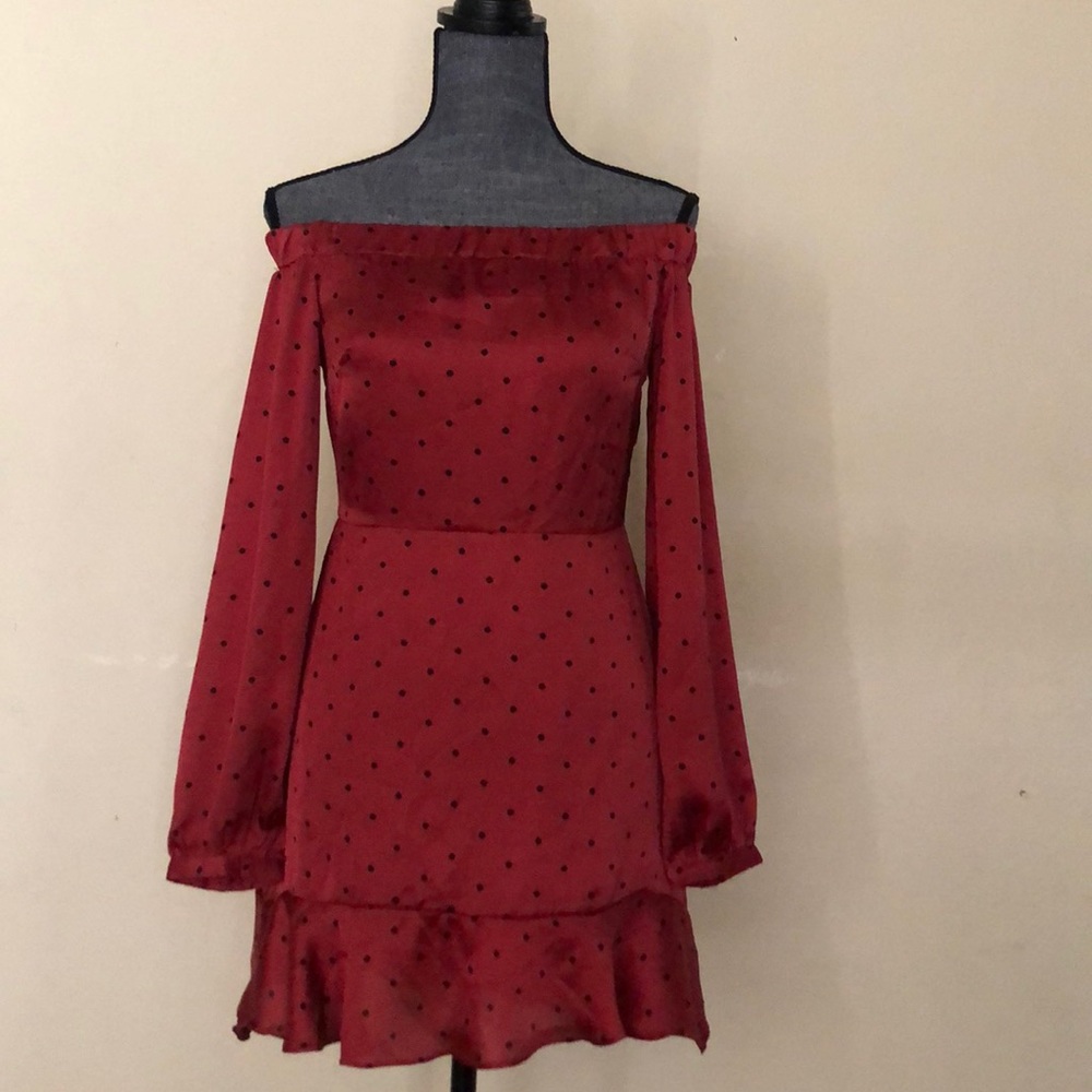 Long sleeves off shoulder mini dress